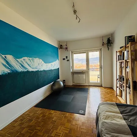 Spazioso Appartamento, Ampio Parcheggio, Vicino Valle D'aosta *