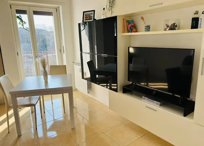 Spazioso 4 Posti Con Balconi Vicino Ivrea * Banchette D'Ivrea